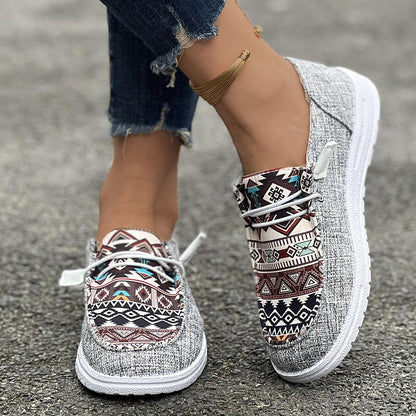 Baskets slip-on décontractées pour femmes avec un motif ethnique tendance Chic und Stil