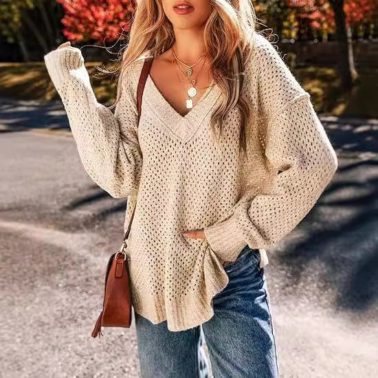 Femme Pull léger tricoté à col en V avec coupe décontractée Chic und Stil