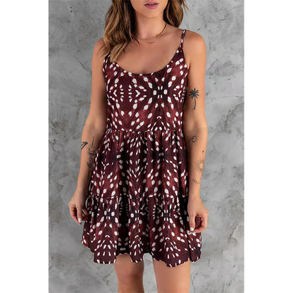 Robe de plage aérienne pour femmes avec un ourlet flottant et des détails raffinés Chic und Stil