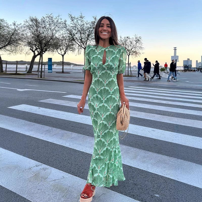 Robe maxi femme avec un design floral frais et une coupe décontractée Chic und Stil