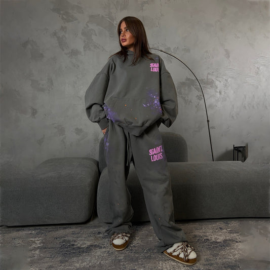 Casual set for women, oversized, with a loose hoodie and comfortable jogging pants Chic und Stil