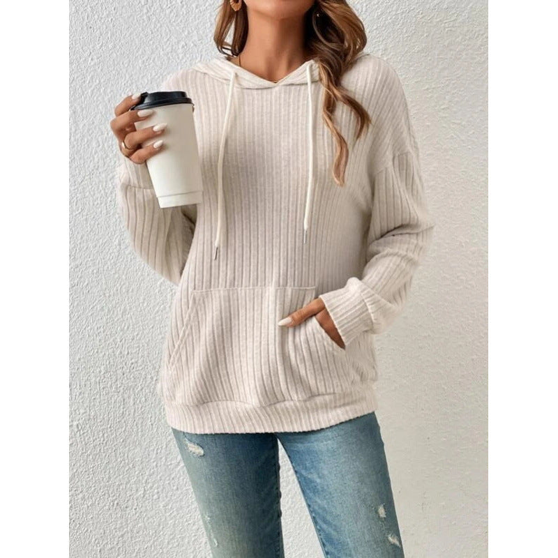 Pull à capuche décontracté pour femmes avec design côtelé Chic und Stil