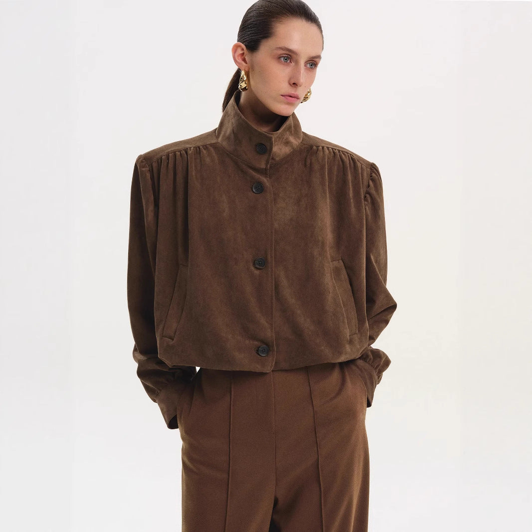 Chemisier oversize pour femmes avec un design plissé chic et des détails de boutons élégants Chic und Stil