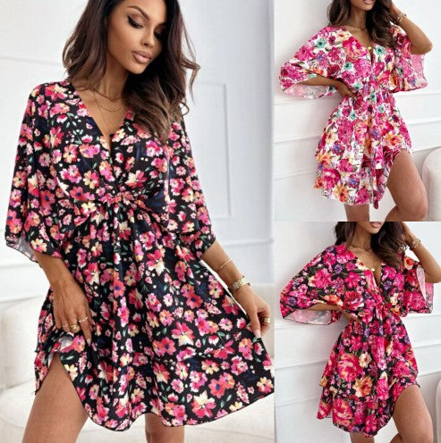 Robe portefeuille à motif floral Chic und Stil pour femmes