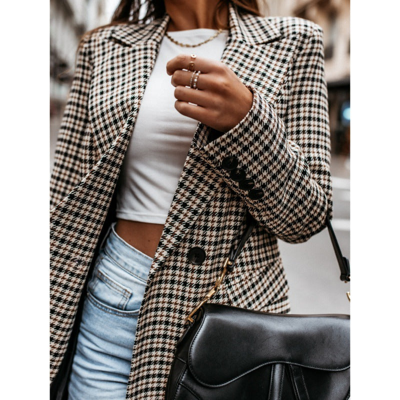Dames Blazer surdimensionné à carreaux avec design à double boutonnage Chic und Stil