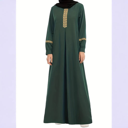 Robe kaftan pour femmes avec des accents dorés élégants et des manches longues Chic und Stil