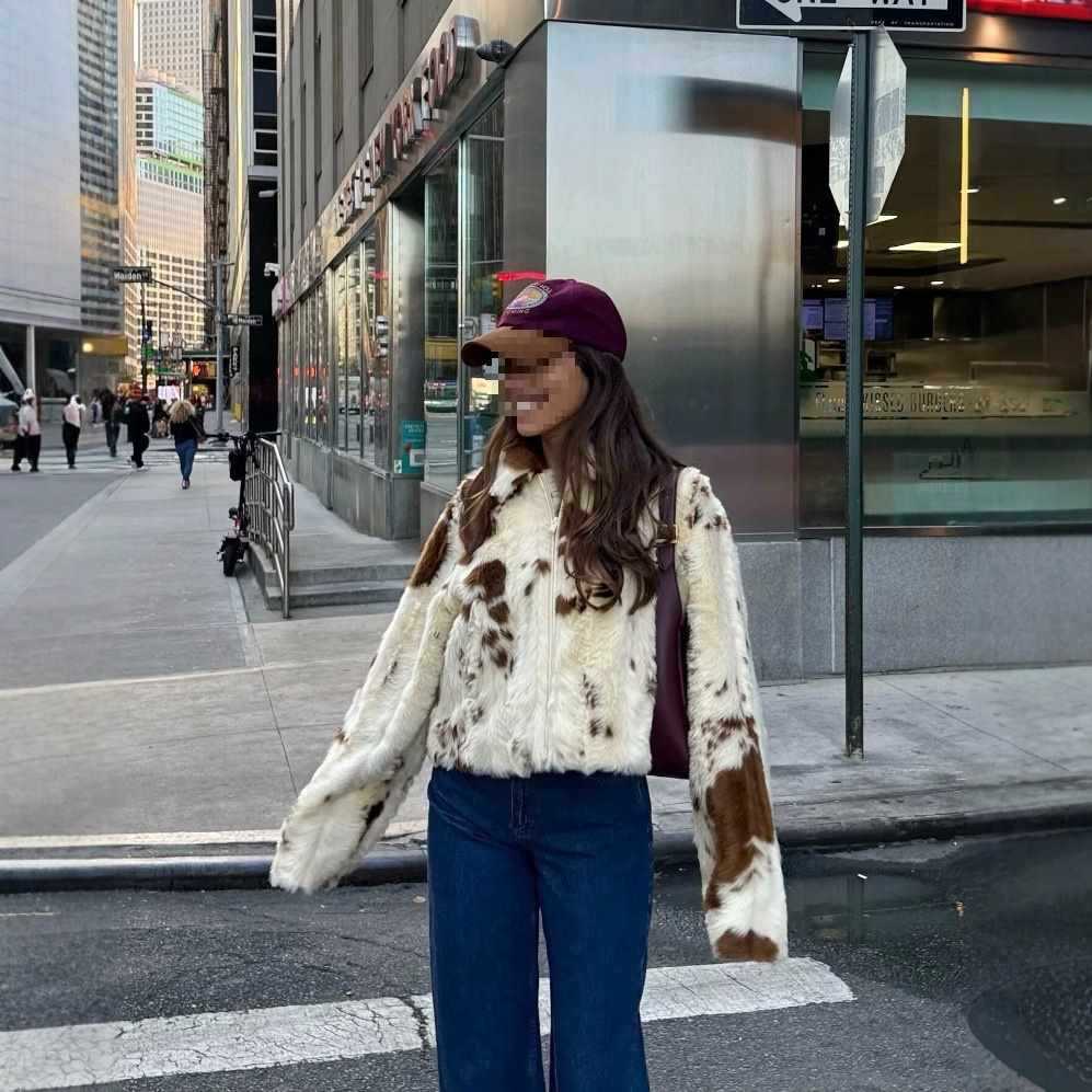 Dames élégant manteau en fausse fourrure avec imprimé animal moderne Chic und Stil