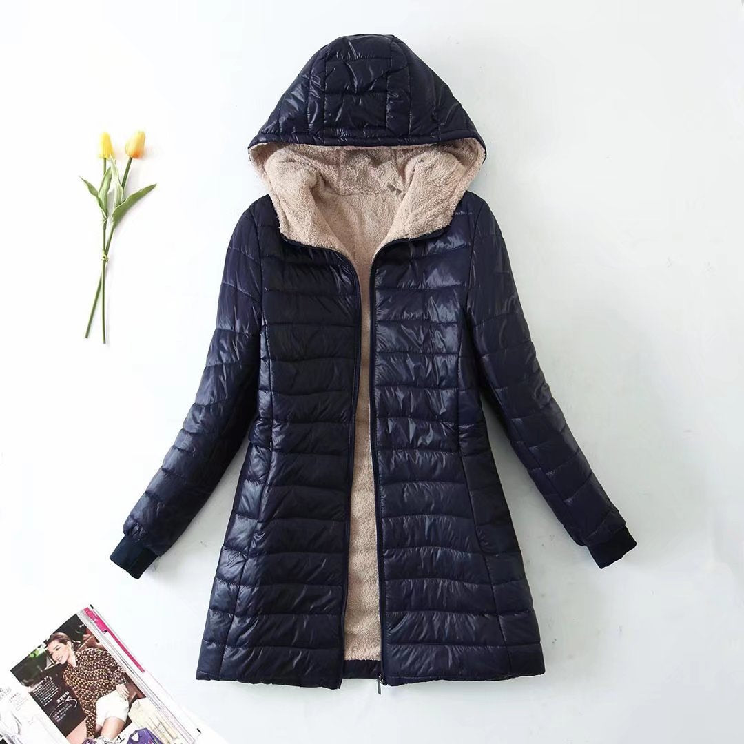 Quilted transitional jacket for women with hood and comfortable interior Chic und Stil