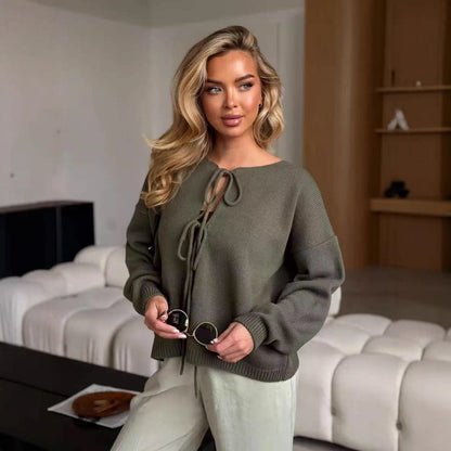 Pull en tricot pour femmes avec un lacet élégant et une coupe confortable Chic und Stil