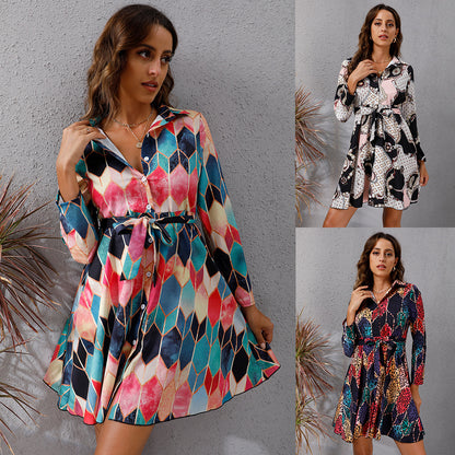 Robe chemise pour femmes avec une taille élégante Chic und Stil