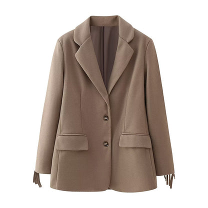 Blazer élégant pour femmes avec des détails frangés et deux poches pratiques Chic und Stil