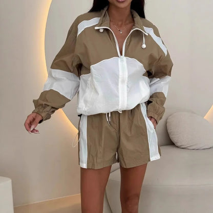 D dames ensemble de sport avec veste coupe-vent et shorts décontractés Chic und Stil