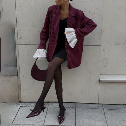 Blazer pour femmes au look rayé élégant avec des manches volumineuses Chic und Stil