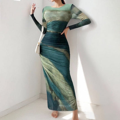 Femme élégante robe maxi avec dégradé de couleur innovant Chic und Stil