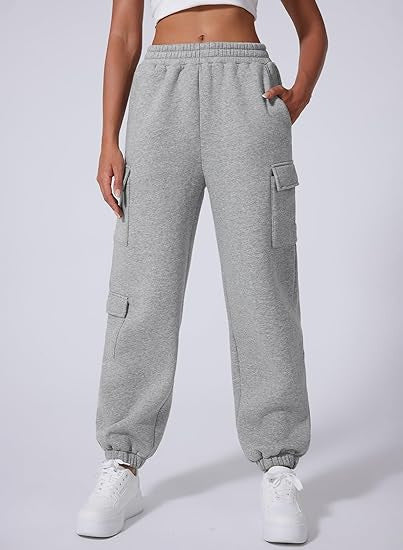 Cargo pants for ladies with elastic waist and practical side pockets Chic and Style