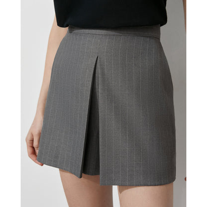 Dames élégante ensemble de costume deux pièces avec blazer cintré et shorts Chic und Stil
