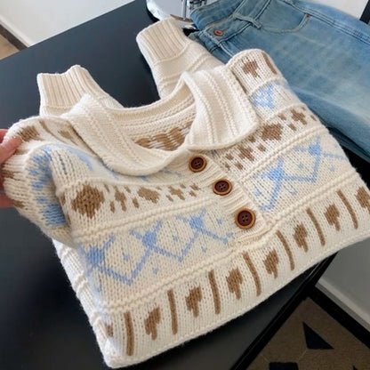 Dames gros pull en tricot avec un motif amoureux et un col romantique Chic und Stil