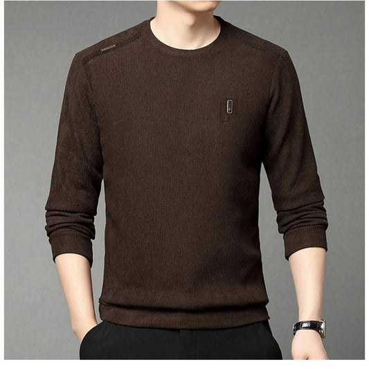 Modern pullover for men with round neck, featuring ribbed structure and stylish contrasting collar Chic and Style