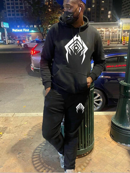 Men's hoodie and jogging pants set with chic spider web artwork