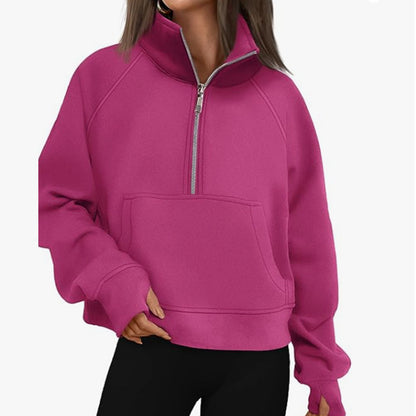 Casual women's pullover with short zipper and kangaroo pocket Chic and Style