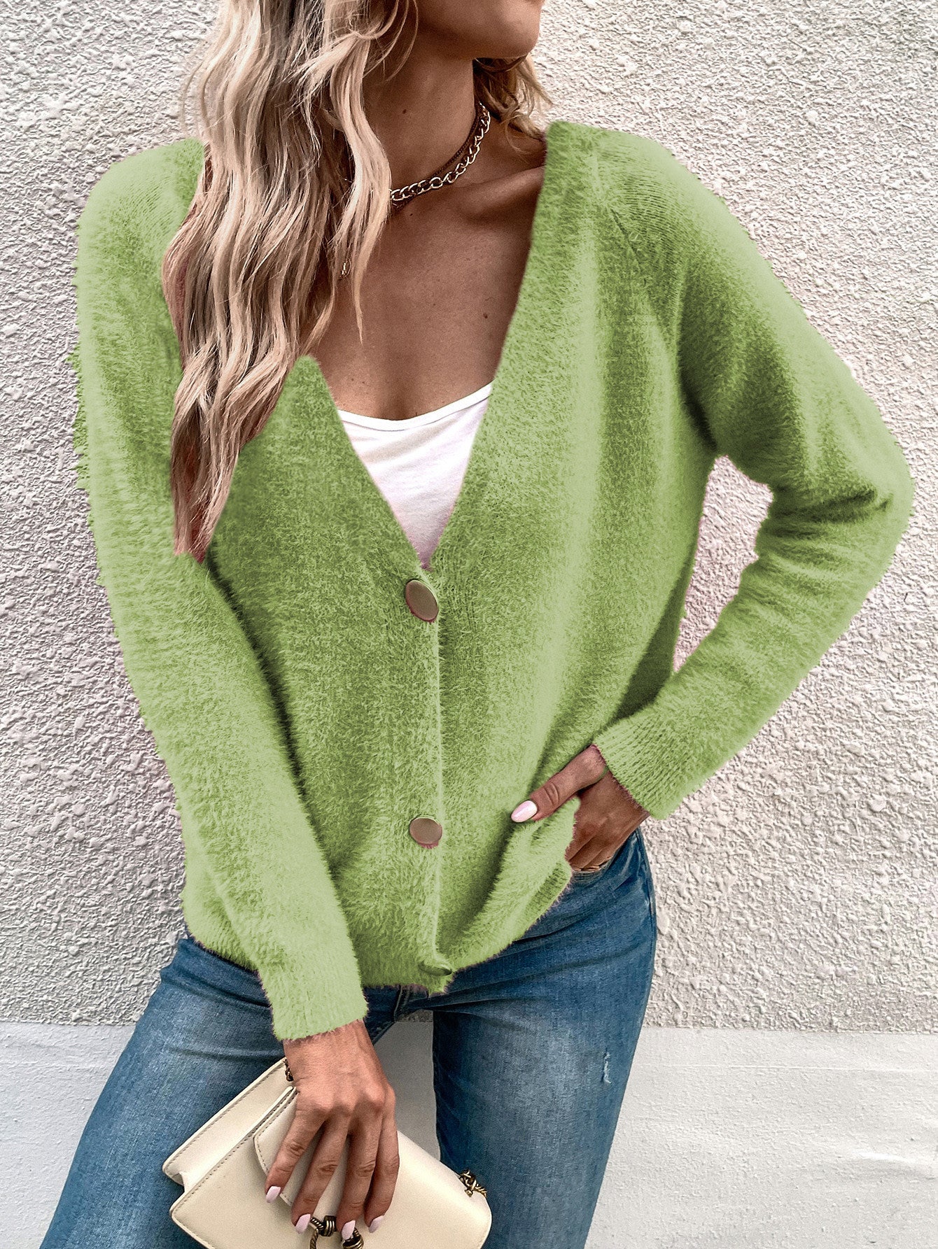 Cardigan femme en V confortable avec détails de boutons Chic und Stil