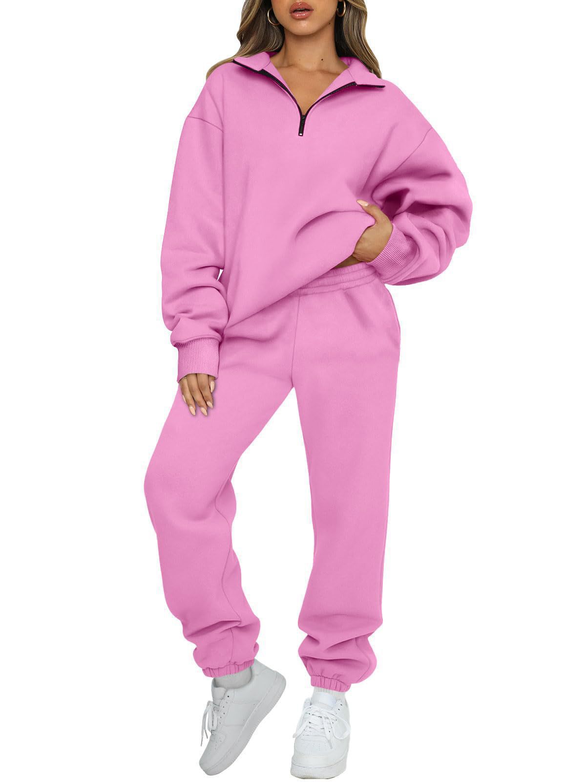 Chic and Style women's sporty zip sweater and jogger pants set