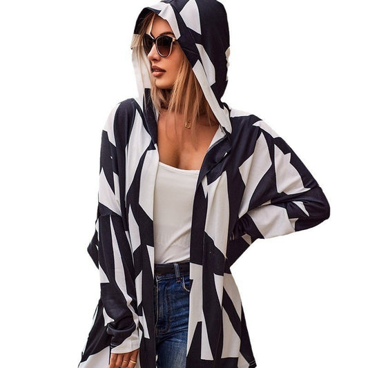 Manteau à capuche décontracté pour femmes avec design graphique et coupe ample Chic und Stil
