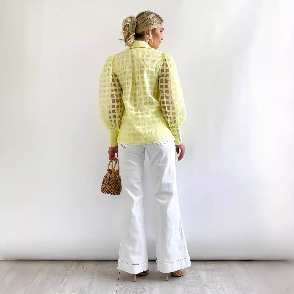 Chemisier pour femmes avec manches bouffantes et motif à carreaux Chic und Stil