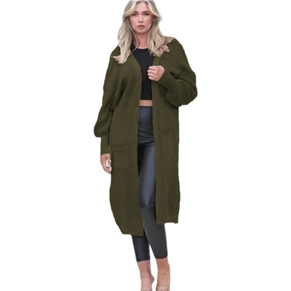 Hooded coat for women with deep pockets and relaxed fit Chic und Stil