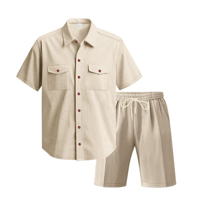 Ensemble décontracté pour hommes avec haut texturé et shorts Chic und Stil