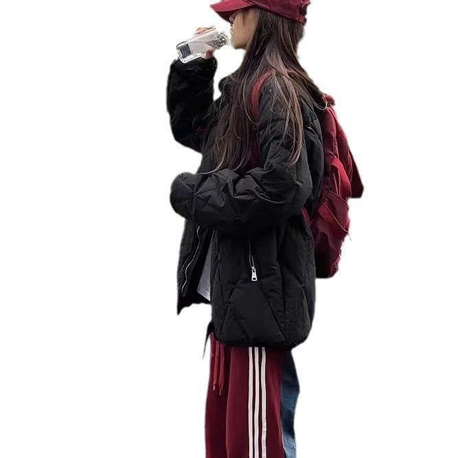 Functional quilted jacket for women with high collar and practical pockets Chic and Style