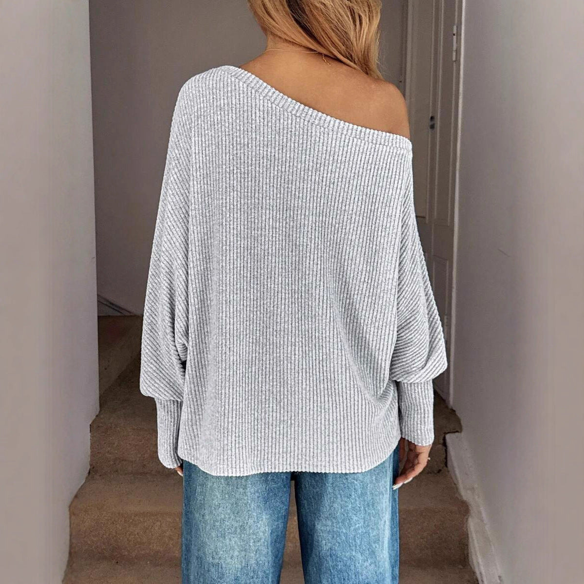 Pull en rib à encolure décontracté pour femmes avec ourlet asymétrique et coupe ample Chic und Stil