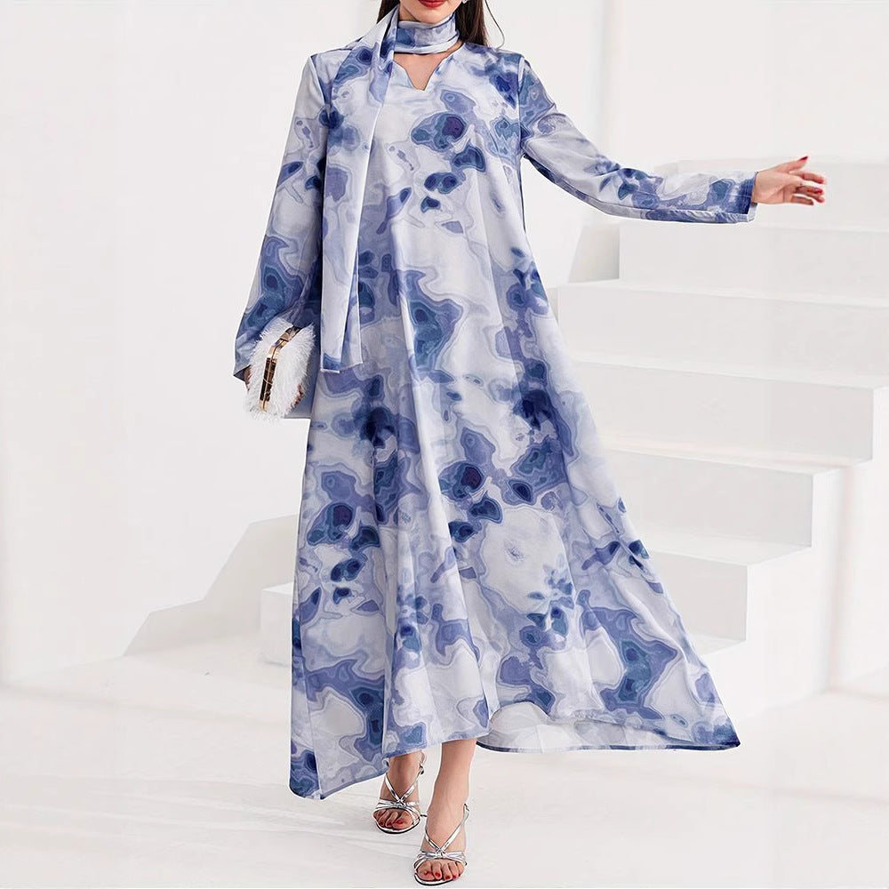 Robe maxi femme avec motif artistique et col montant élégant Chic und Stil