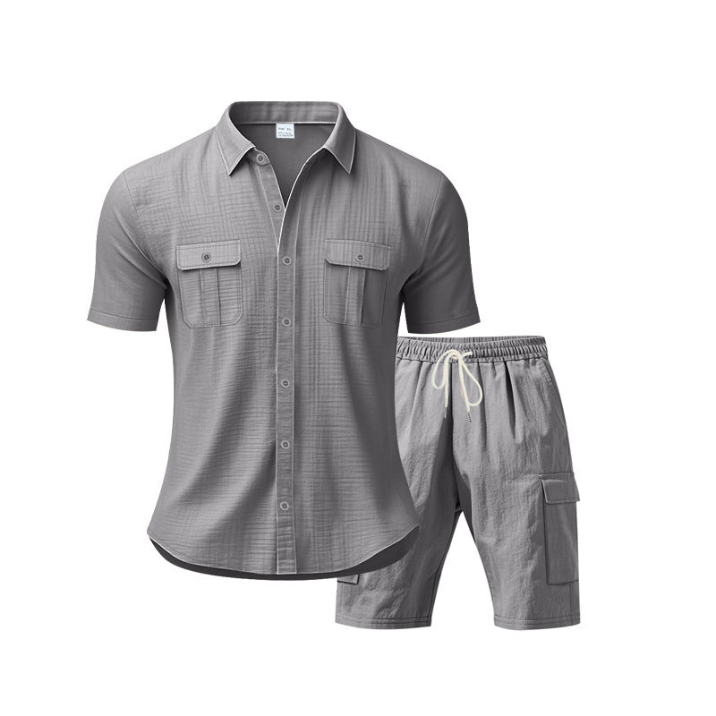 Tenue de loisirs pour hommes avec chemise décontractée et shorts cargo pratiques Chic und Stil