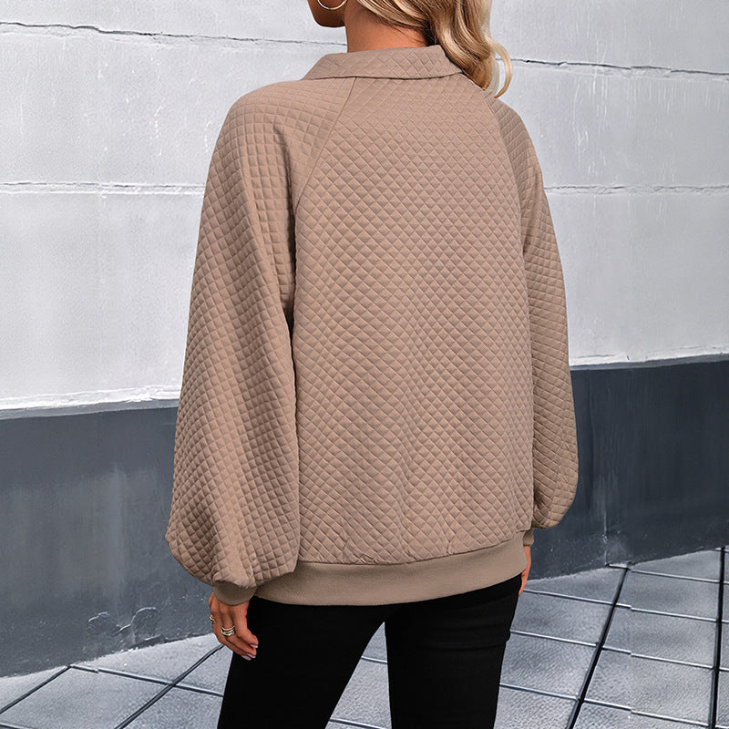 Pull oversized pour dames avec motif gaufré texturé et patte de boutonnage Chic und Stil