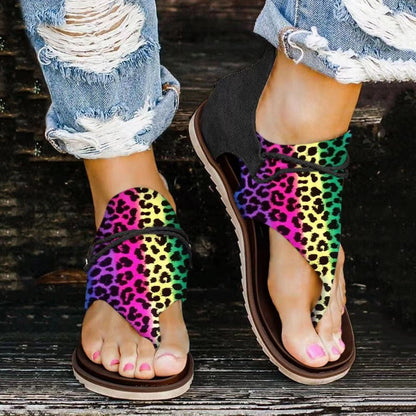 Sandales à brides pour femmes avec design floral et animal Chic und Stil