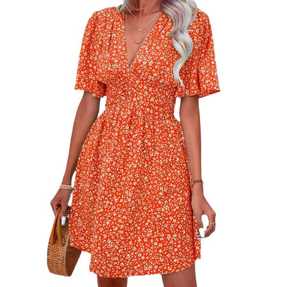 Robe Flirty Floral Ajustée et Évasée Dame Chic und Stil