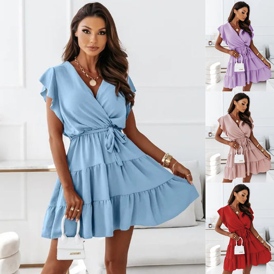 Robe mini à volants pour femmes avec ceinture nouée Chic und Stil