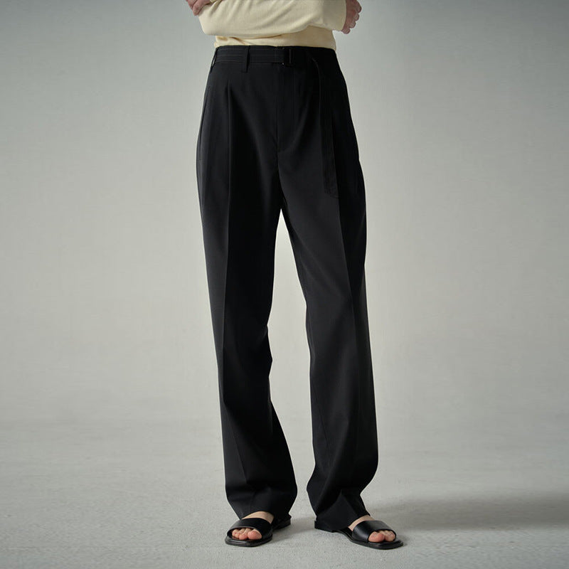 Elegant and widely cut women's suit pants with open side pockets Chic and Style