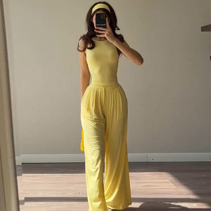 Ladies loungewear combination with flowing kimono and comfortable pants Chic and Style