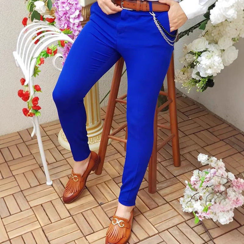 Comfortable summer chino pants for men with side pockets and elastic waistband Chic and Style