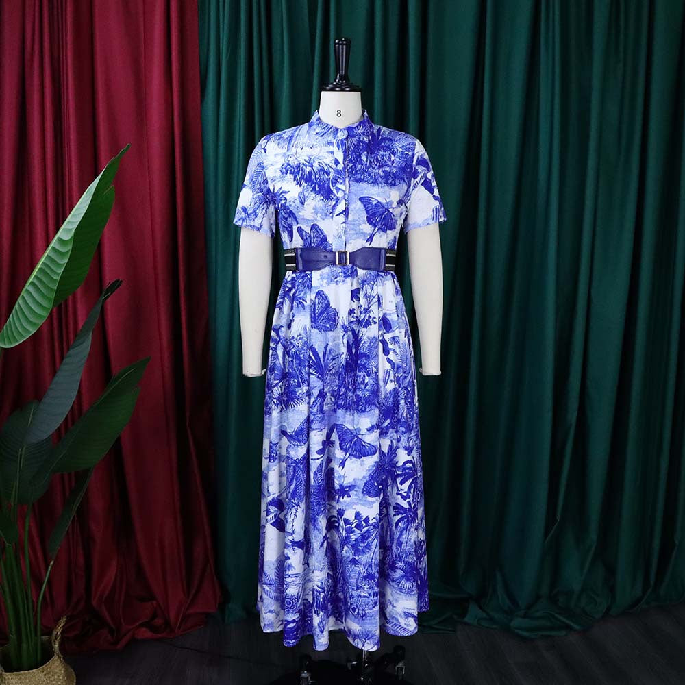 Robe maxi femme avec impression botanique et ceinture cintrée Chic und Stil