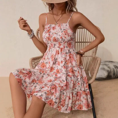 Robe d'été légère pour femmes avec volants et design floral Chic und Stil