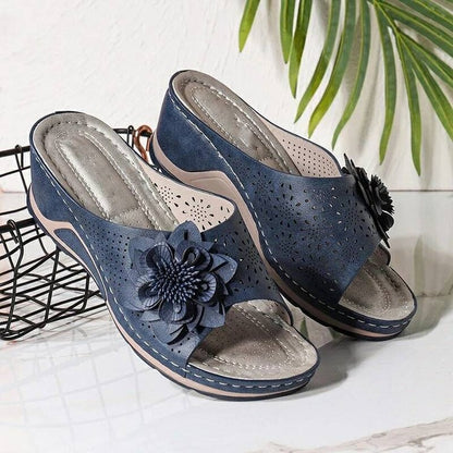 Sandales élégantes en fleurs pour femmes avec matériau supérieur respirant et semelle confortable Chic und Stil