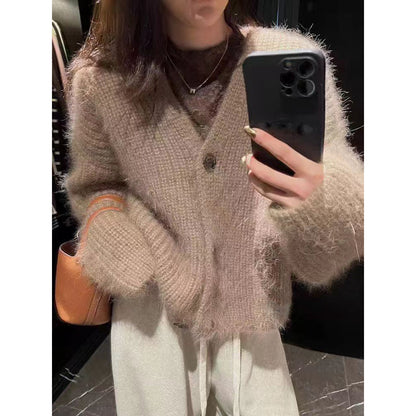 Dames Pull-over en tricot douillet avec de gros boutons Chic und Stil