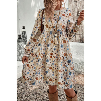 Robe d'été aérienne pour femmes avec des détails en volants et des manches bouffantes Chic und Stil