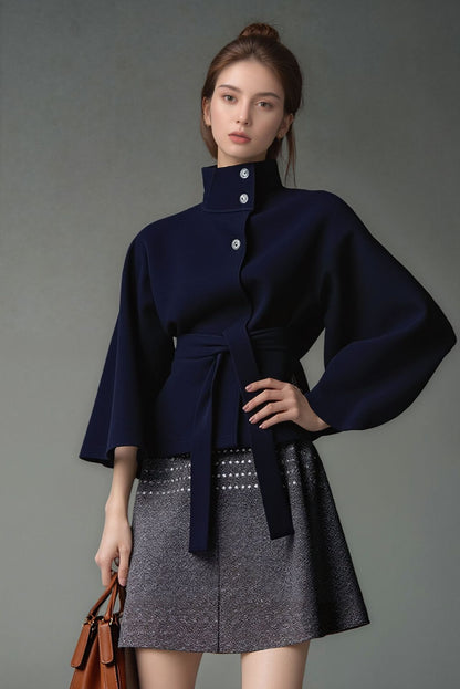 Dames élégante veste de transition avec col haut et ceinture à la taille Chic und Stil