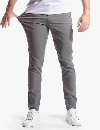 Comfortable chino pants for men with a modern cut and elastic waistband Chic and Style