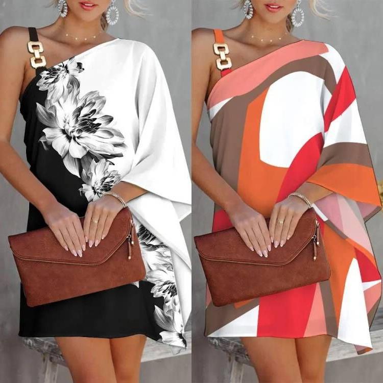 Robe de mode asymétrique pour femmes avec design floral et bretelles élégantes Chic und Stil