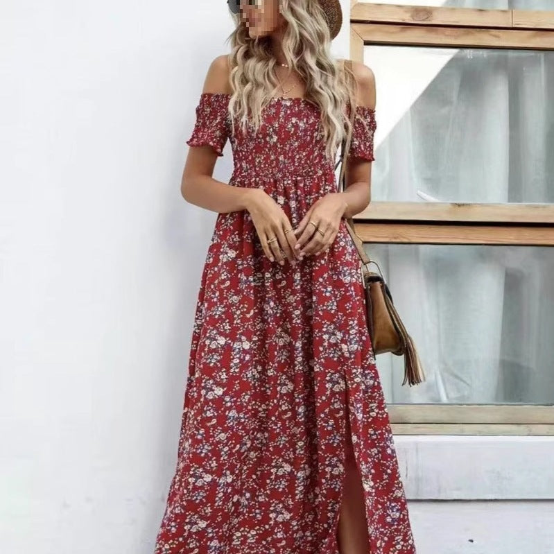 Robe maxi femme avec silhouette décolletée et design floral Chic und Stil